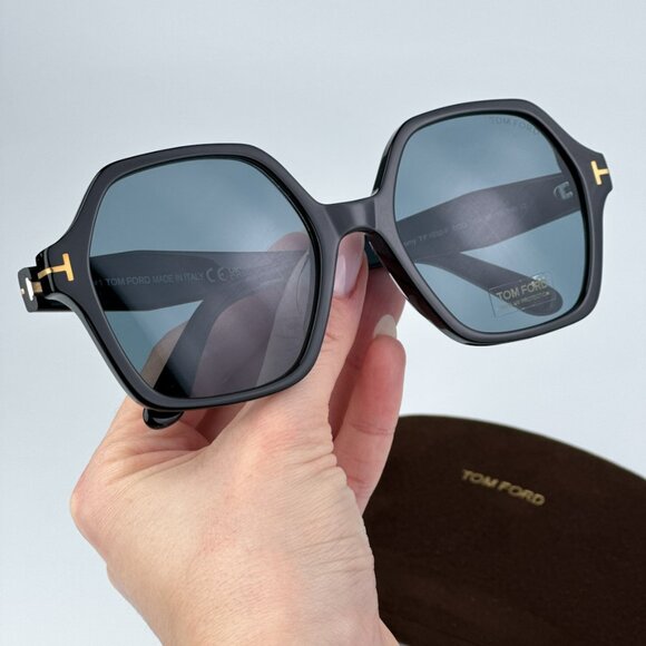 Tom Ford FT1032-F ROMY 01A BRAND NEW Sunglasses Black Blue Square Oversized - Picture 2 of 13